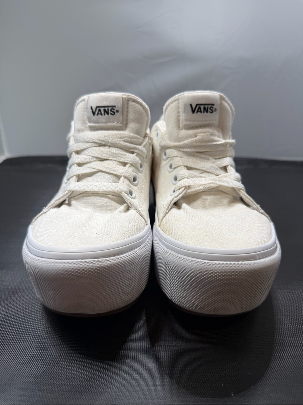 Vans Platform Seldan Off-White Canvas Sneakers Size 6 chunky sneakers